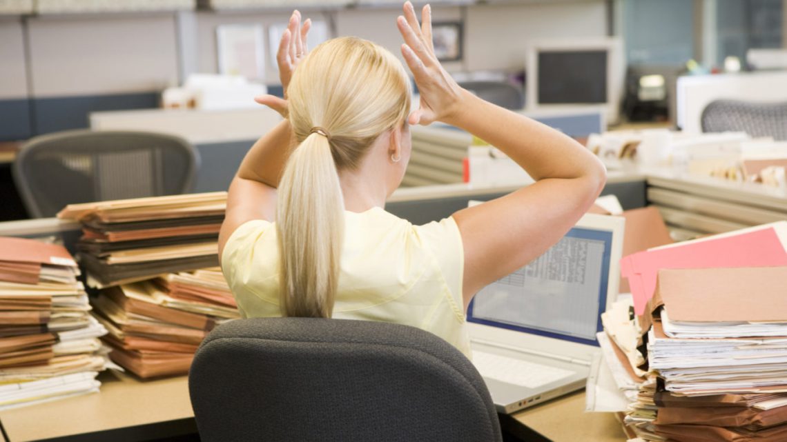 Реальные нагрузки и зарплаты учителей