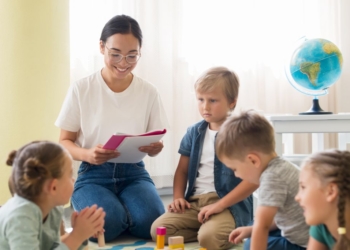 Новые векторы воспитательной политики: функция школы в новых законодательных условиях